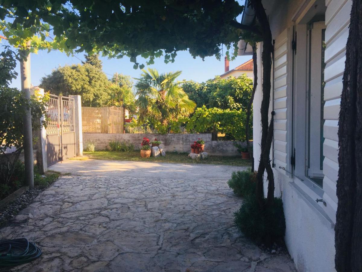 Holiday Home Casa Bianca Sukošan Εξωτερικό φωτογραφία